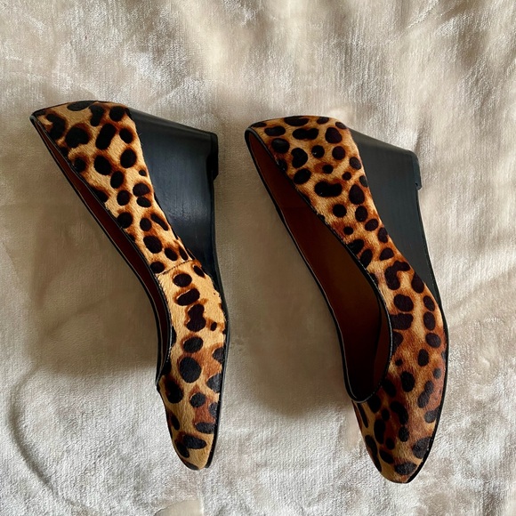 Nine West leopard round toe wedges size 7.5 - Picture 3 of 4